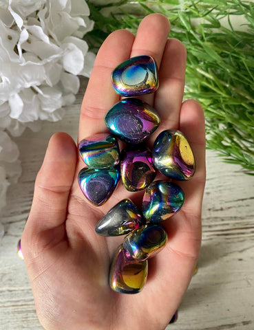 Rainbow Aura Quartz (tumbled)